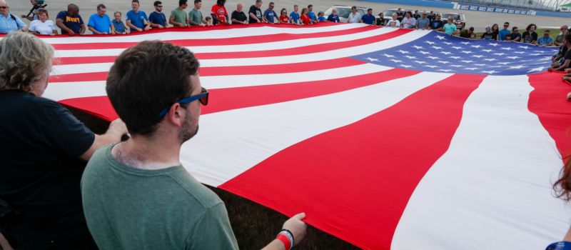 Flag Pull